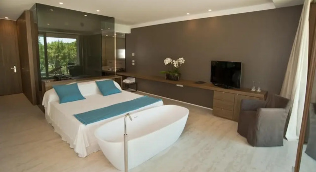 Люкс Luxury Hotel Mediterraneo