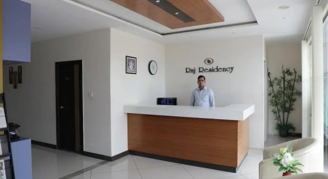 Hotel Raj Residency, Buchen Sie Hotel Tāvarikere Karnataka