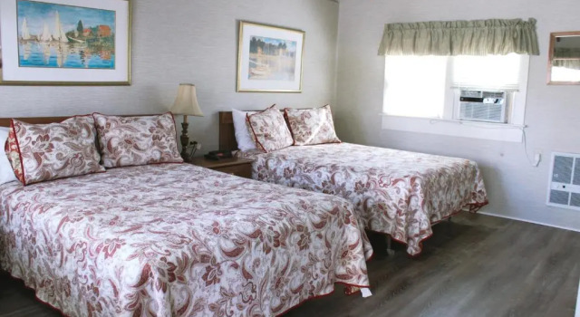 Номер Classic Midway Motel & Cottages