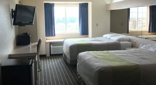 Двухместный номер Economy Chadron Inn & Suites