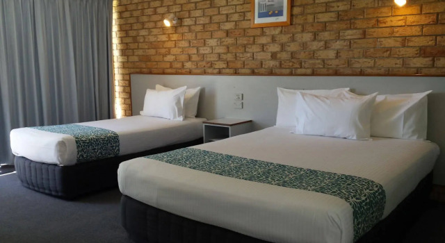 Sunshine Coast Motor Lodge, Buchen Sie Hotel Woombye Sunshine Coast