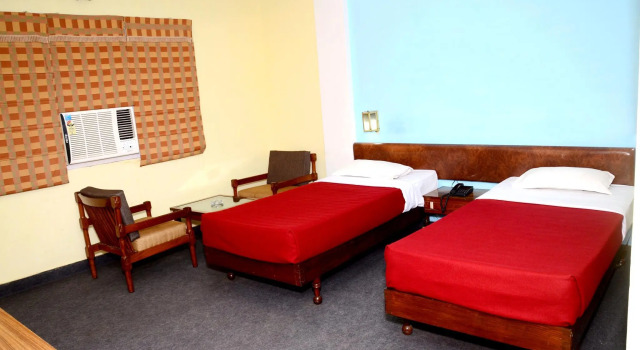 Номер Deluxe Gautam Hotel