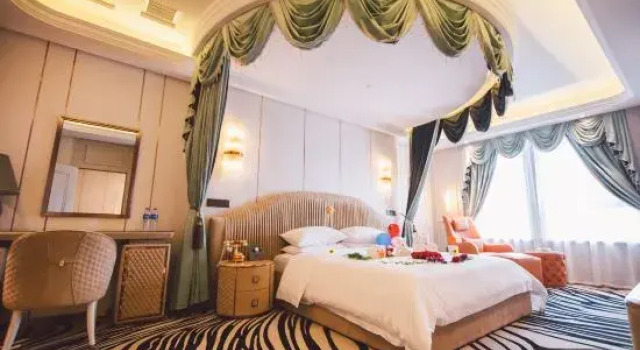 Люкс Hong Shi Hui Business Hotel