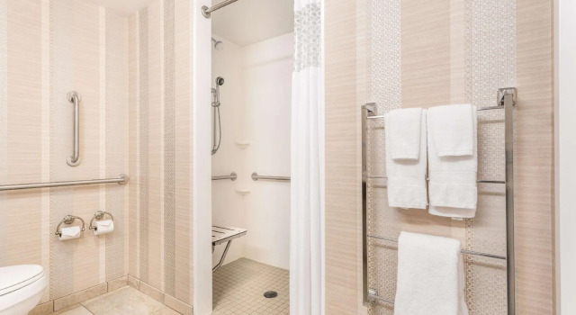 Двухместный номер Standard Hampton Inn & Suites Madison Downtown