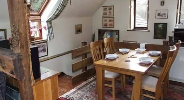 The Hop Barn, Prenota Hotel Catshill Inghilterra
