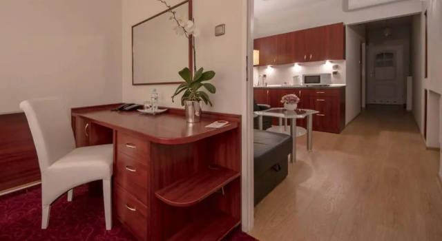 Люкс Superior Мансарда Hotel Sara