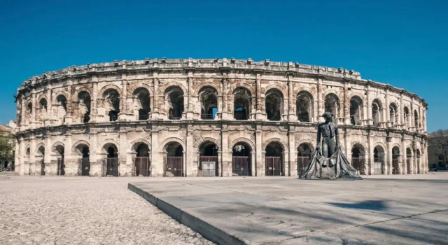 The Artist - P3 Heart of town - Chic and Charming, Rezerwuj Hotel Nimes Gard
