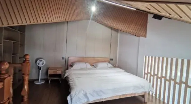 Люкс Fuxian Lake Xinyi Chinese Inn