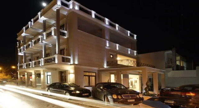 Dellagio Hotel, Book Hotel  