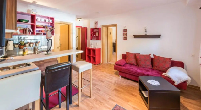 Ferienwohnung Schneeberger 3, Забронировать Отель Отели Майрхофен с парковкой, Парковка