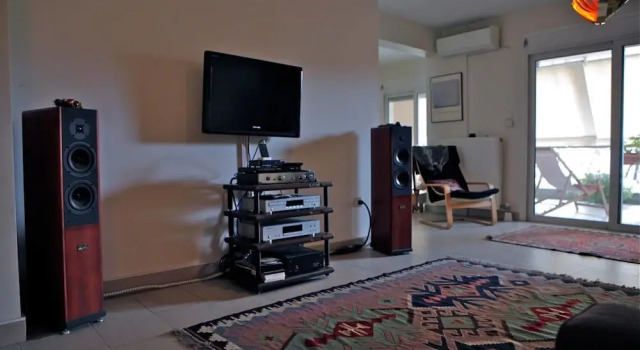 Cozy apartment with Acropolis view, Забронировать Апартаменты/квартира Отели Афины с парковкой, рядом с Здание греческого парламента, Парковка