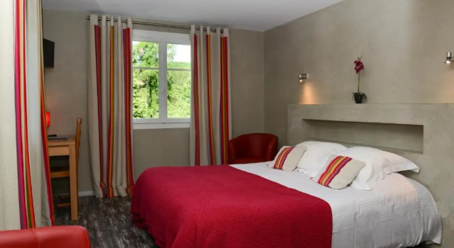 Двухместный номер Standard Logis Hotel Ur-Hegian