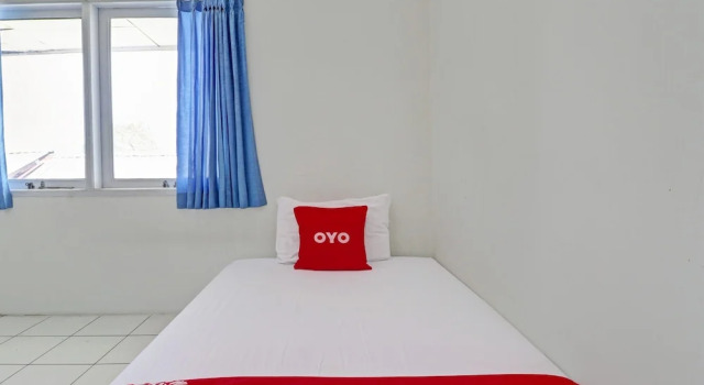 Camera Standard OYO Life 92630 Siliwangi Residence 63