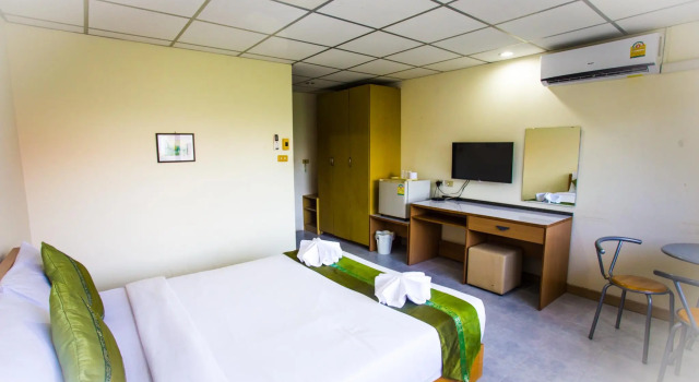 Двухместный номер Standard Central Place Hotel