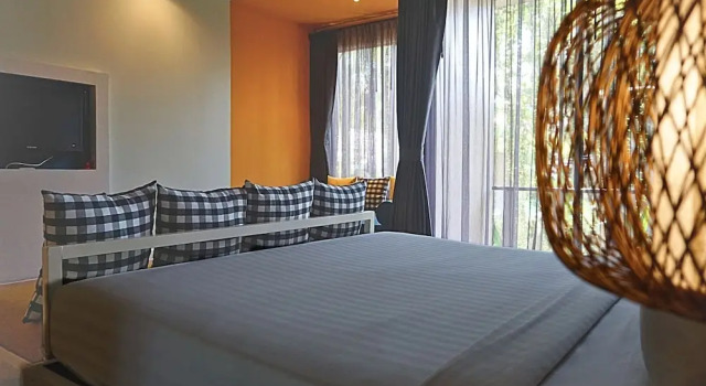Двухместный номер Deluxe с балконом и с видом на сад Signature Phuket Resort