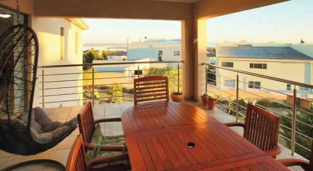 Sa-Ais, Langebaan 6-sleeper