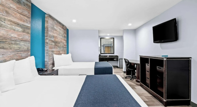 Люкс SureStay Hotel by Best Western Buena Park Anaheim