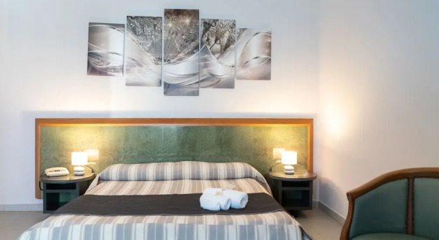 Standard- Enkelt værelse med altan Hotel Melissa