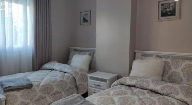Luxury 9-bed Villa, Pool,Gym,Spa,Cinema,Games Room, Rezerwuj Hotel Hotele w Tanger-Tetouan z parkingiem, Parking