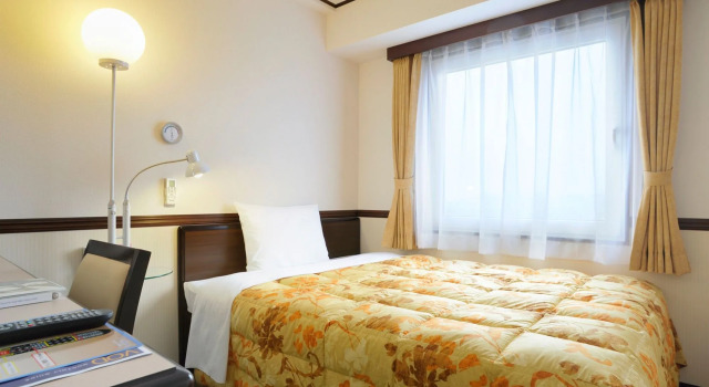 Toyoko Inn Tokyo eki Yaesu Kita guchi, Забронировать Отель Отели Токио с завтраком, рядом с Steps Gallery, Завтраки