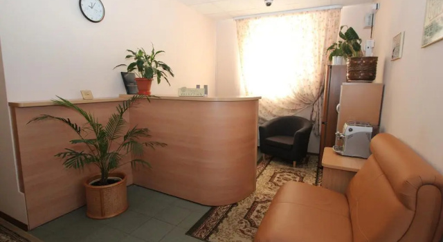 E-Hotel, Đặt Khách sạn mini Khách sạn ở Ural có chỗ đỗ xe, Bãi đậu xe