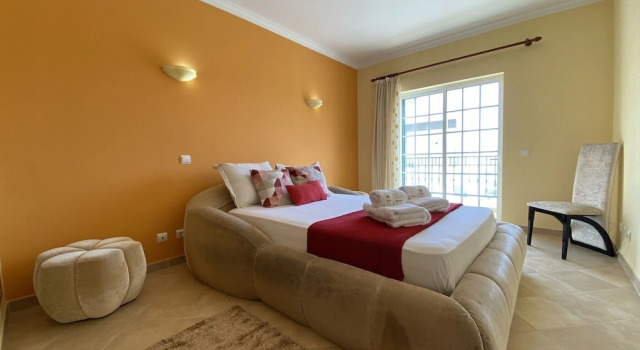 Вилла с 4 комнатами с балконом Pêra Amazing Villa With Pool by Homing