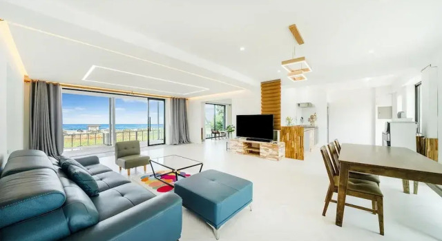 Gangneung Remember Dogchae Pension, Boek Pension Hotels in Gangwon-Do met parkeren, Parkeren