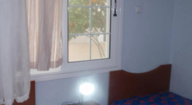 Коттедж Spacious, modestly priced house