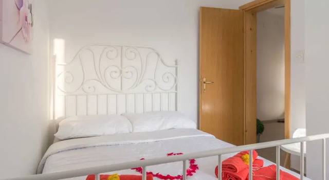 Holiday Home in Vir Near Sea Beach, Забронировать Дом для отпуска Виллы Zadar Islands, Вилла