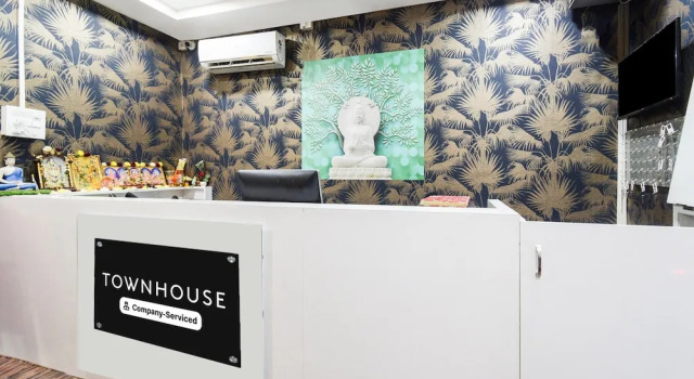 Super Townhouse Madhapur 100 Feet Road, Забронировать Дом для отпуска Виллы Хайдарабада, рядом с Cyber Towers, Вилла