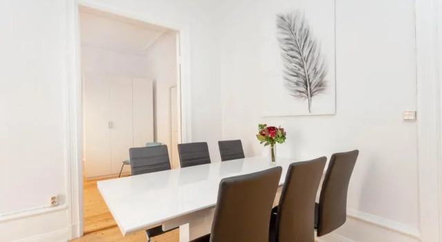 ApartDirect Sveavägen II