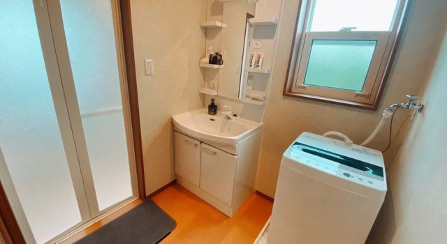 Guesthouse Saint, Boek Vakantiehuis Villa's in Okinawa, Villa