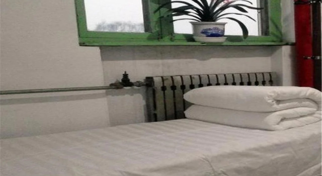 Hongxing Inn, Rezerwuj Hotel Hotele w Jinzhong z parkingiem, Parking