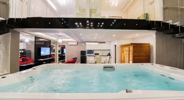 Люкс Executive Luks Lofts Hotel & Residences