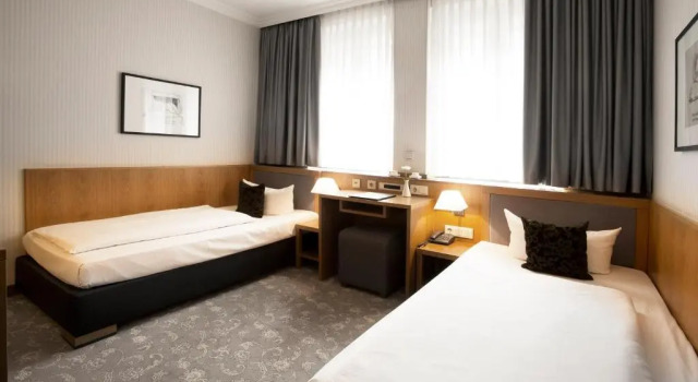 Двухместный номер Standard TOWNHOUSE Hotel