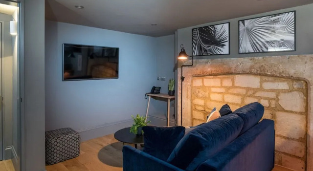 Hiding Space - Trim Street Apartments