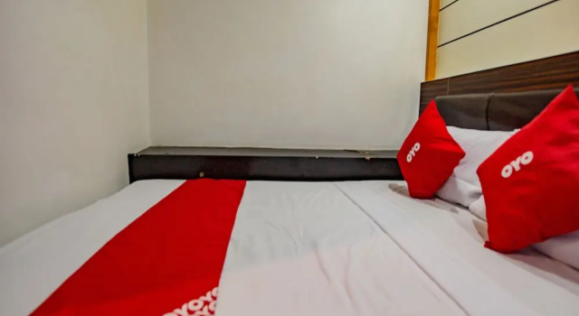 Двухместный номер Standard RedDoorz at Ranchotel Bayanan Alabang