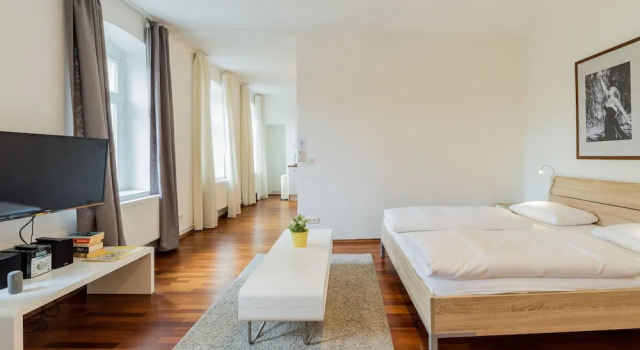 Camera Standard SUITE & APART