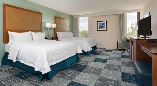 Четырёхместный номер Standard Hampton Inn Norcross