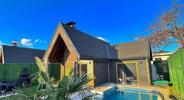 Бунгало Luxury с видом на горы Varuna Bungalov Evleri
