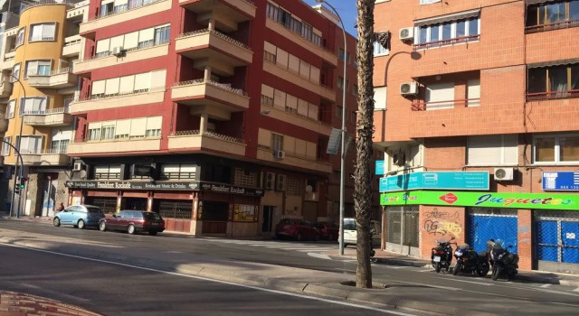Apartamento Francisco Escolano, Book Apartment Alicante Pamplona