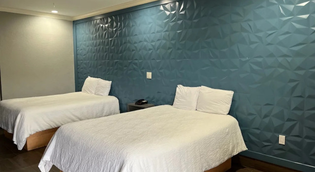 Четырёхместный номер Standard The Symphony Inn & Suites