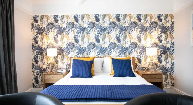 Standard Zimmer Stover Lodge