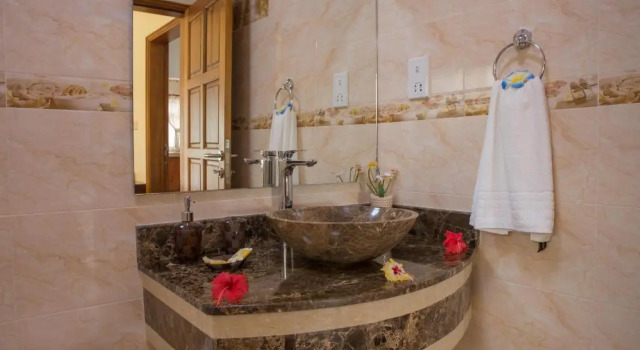 Апартаменты с балконом Seashell Beach Villa