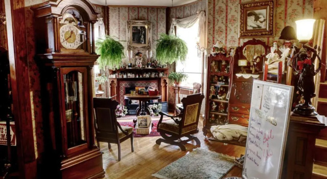 Номер Standard Мансарда The Queen, A Victorian Bed & Breakfast