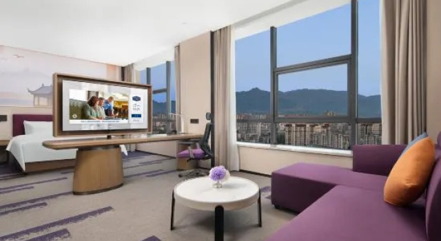 Люкс Business Hampton by Hilton Jiujiang Changhong Revenue