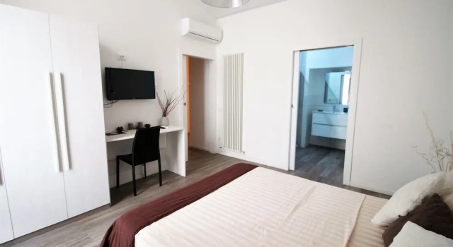 Апартаменты Deluxe с 2 комнатами с балконом и с видом на город Budapest Easy Flat - Teresa Lux Apartment