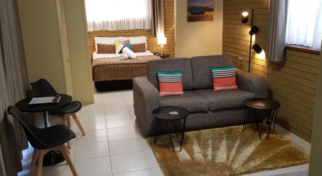 Двухместный люкс Gold Coast Airport Motel - Only 300 Meters To Airport Terminal