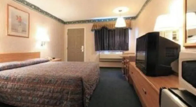 Super 7 Motel, Buchen Sie Motel Bellevue Nebraska