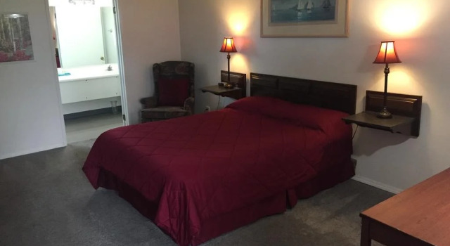 Mariners Cove Inn, Забронировать Мини-отель Уэстпорт штат Вашингтон, рядом с Маяк Грейс-Харбор